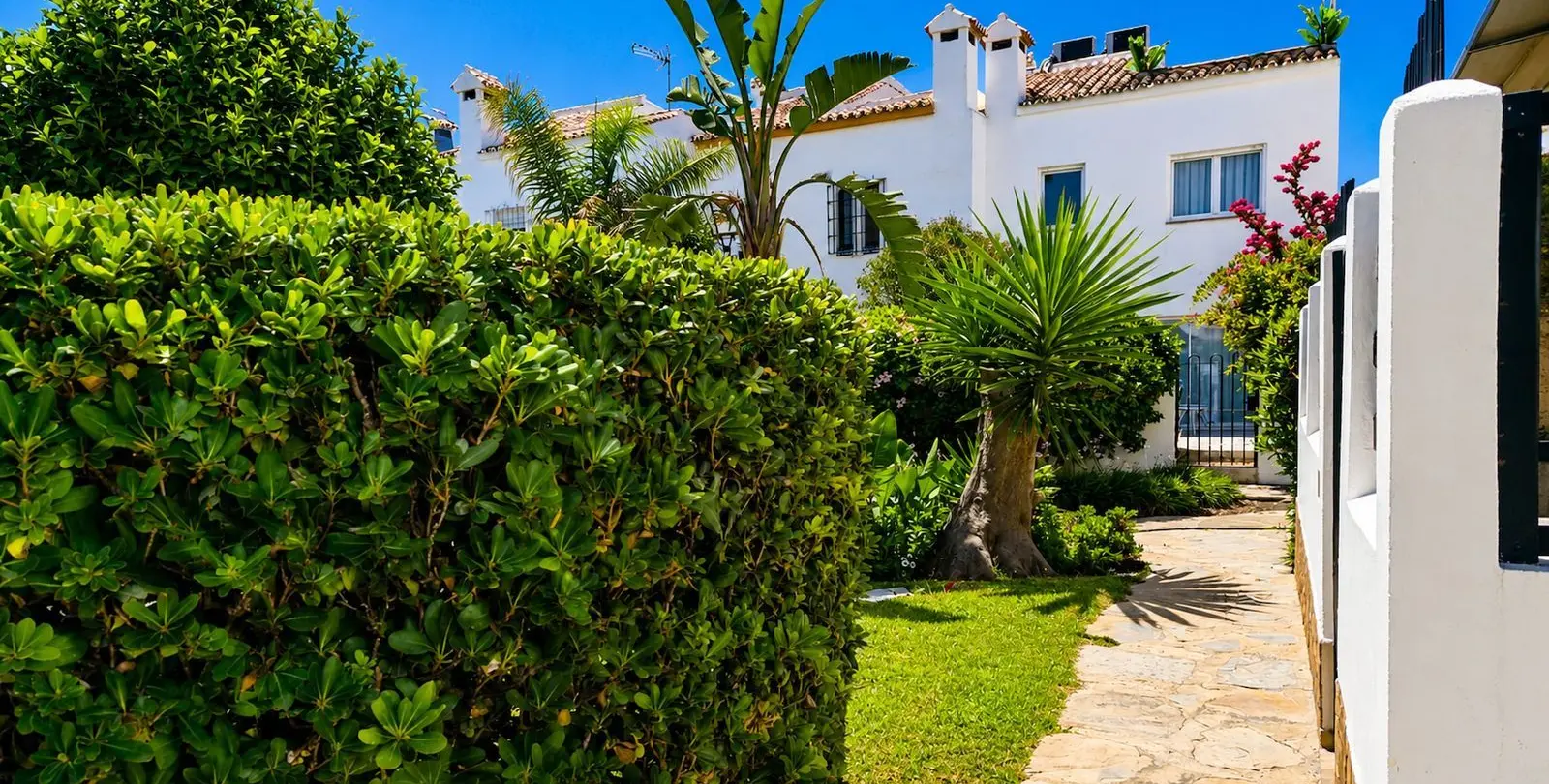 Sale of townhouse in Casares Playa 5