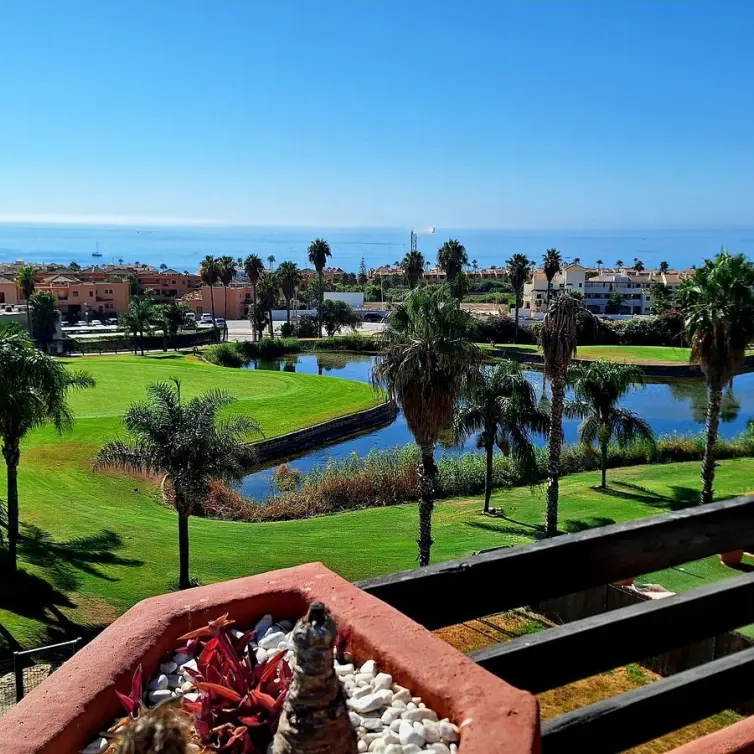 Venta de ático en Casares Playa