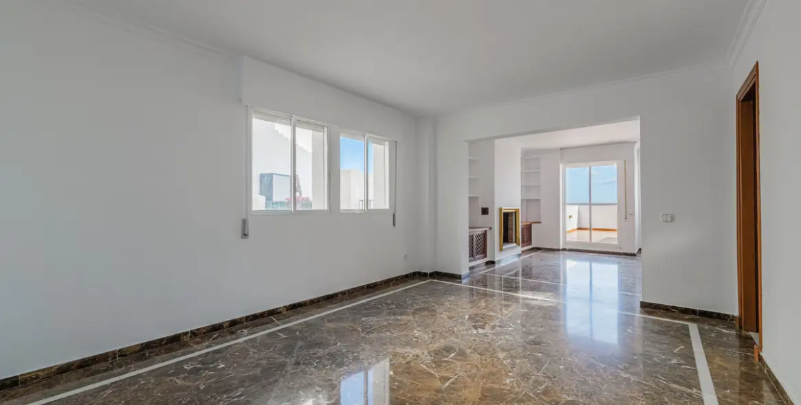 Venta de ático dúplex en Málaga Este 10