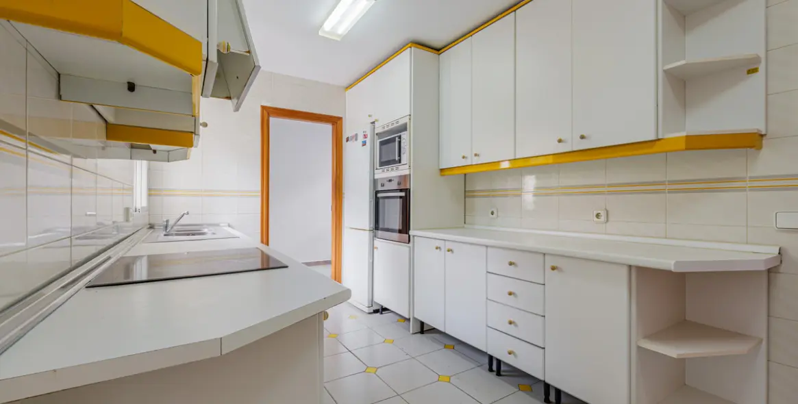 Venta de ático dúplex en Málaga Este 23