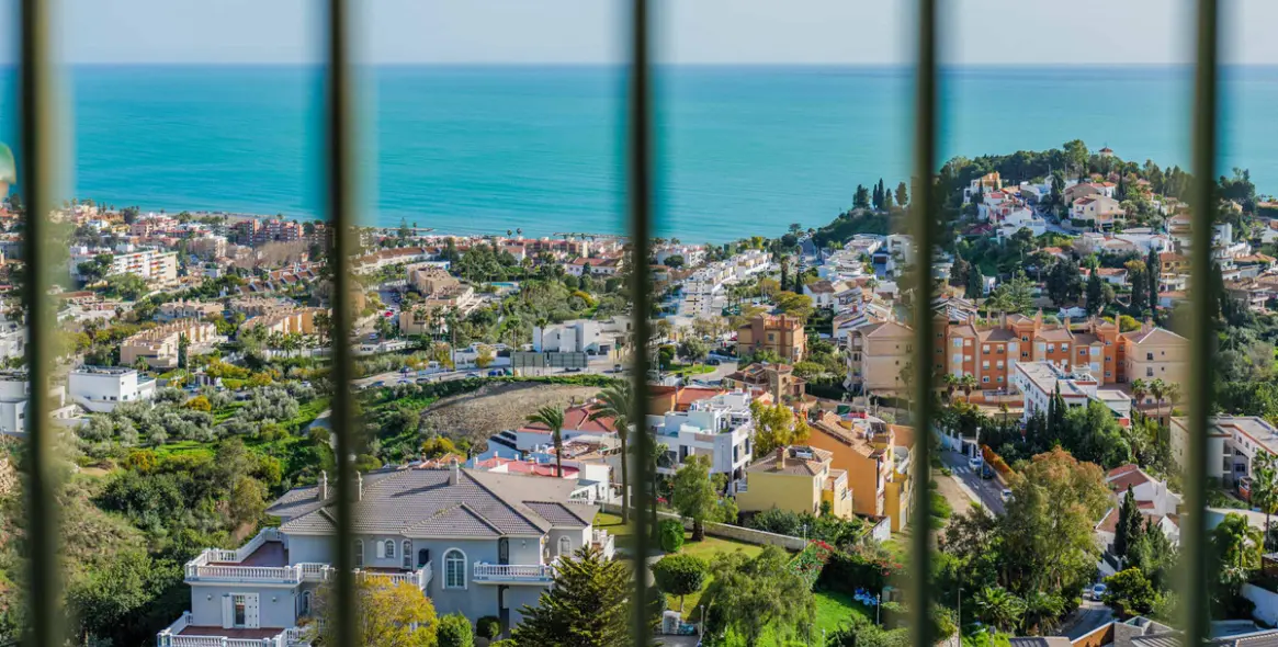 Venta de ático dúplex en Málaga Este 35