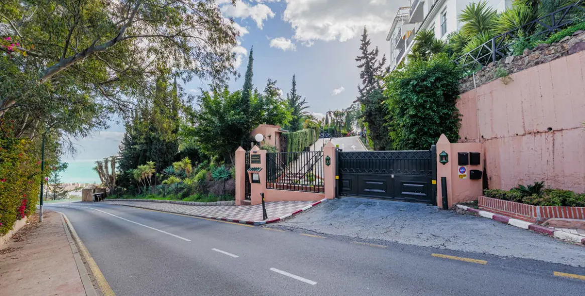 Venta de ático dúplex en Málaga Este 45