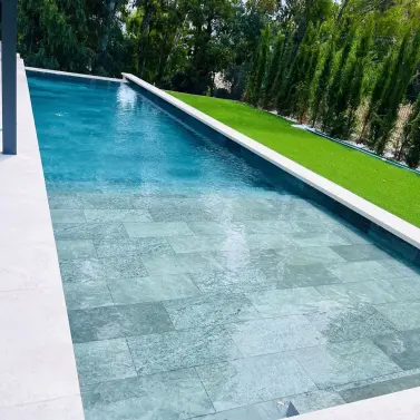 Venta de villa independiente en Nueva Andalucía