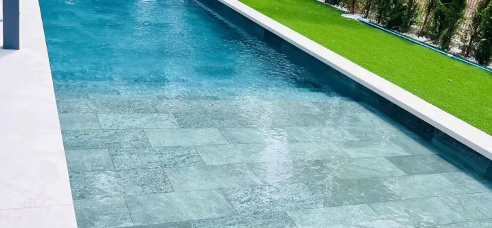 Venta de villa independiente en Nueva Andalucía 3