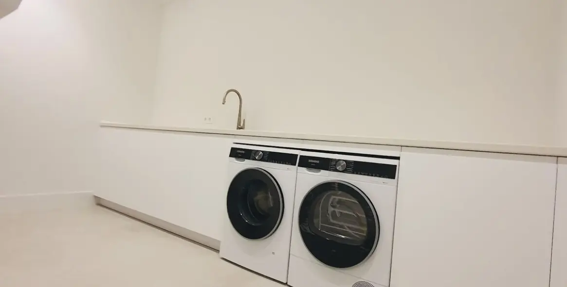 Venta de villa independiente en Nueva Andalucía 11