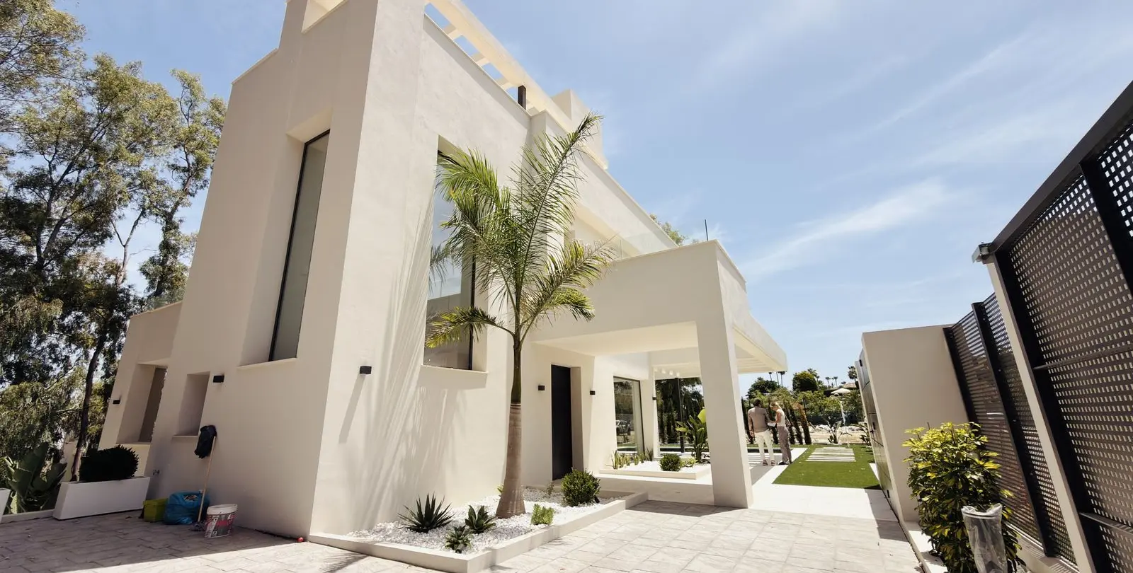 Venta de villa independiente en Nueva Andalucía 1