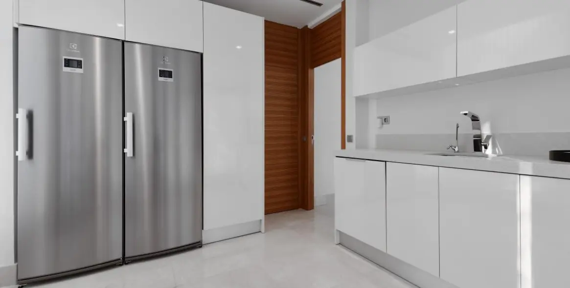 Venta de villa independiente en Nueva Andalucía 24