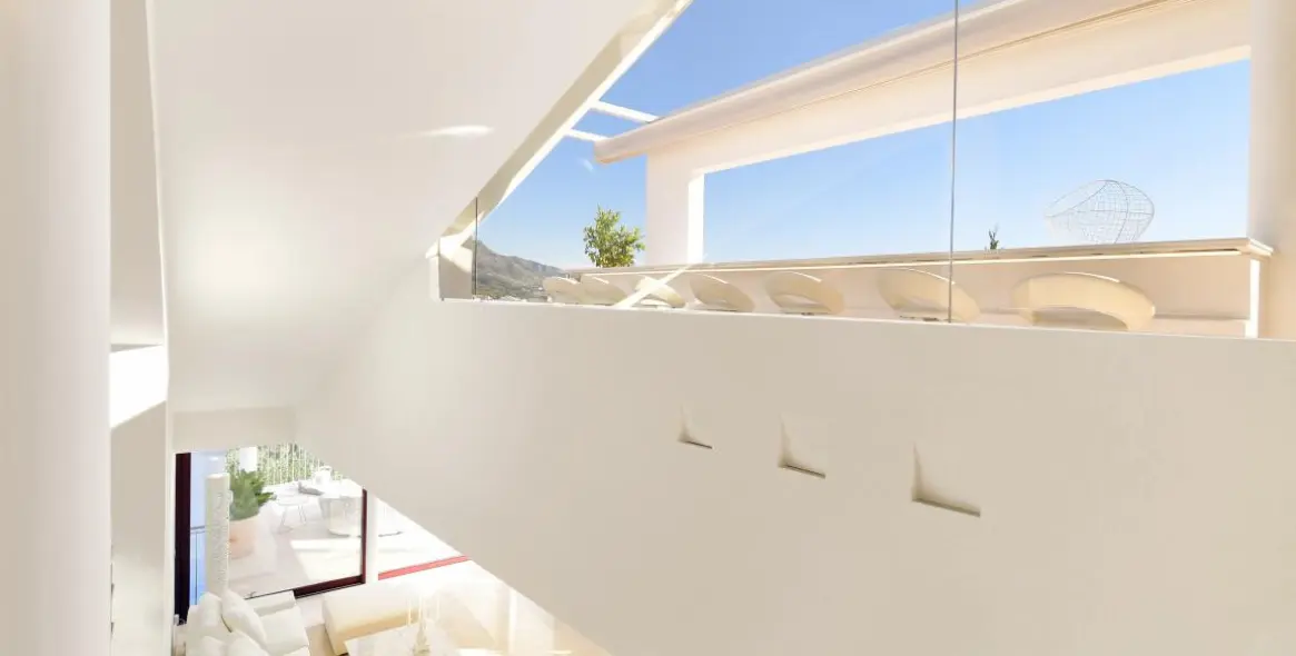 Venta de villa independiente en Nueva Andalucía 33