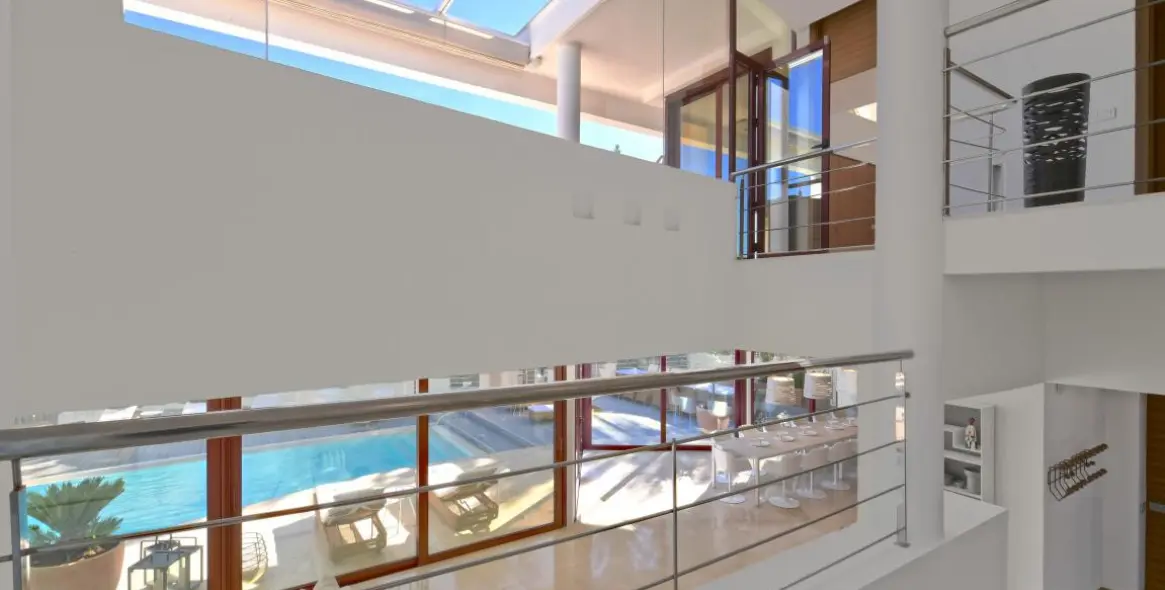 Venta de villa independiente en Nueva Andalucía 34
