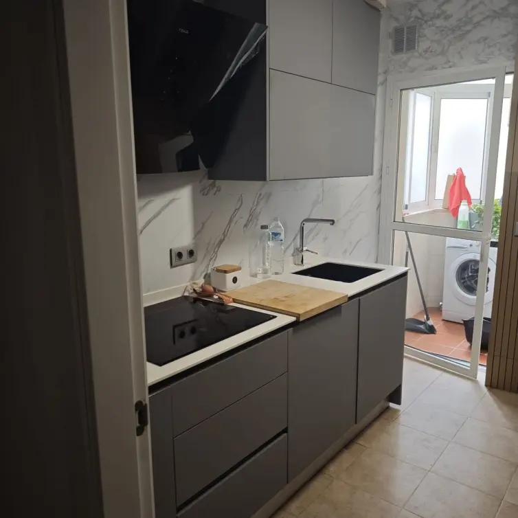 Продажа апартаментов на среднем этаже в Alhaurín el Grande