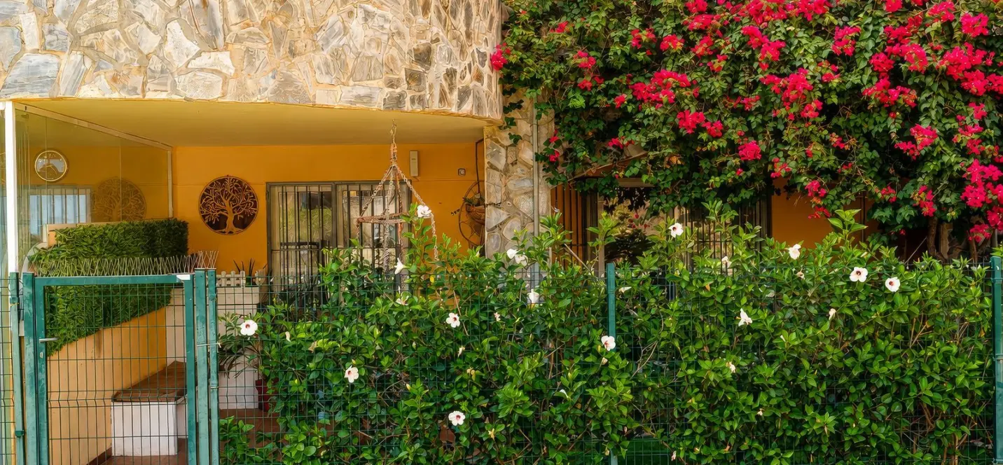 Sale of ground floor apartment in Carvajal 4