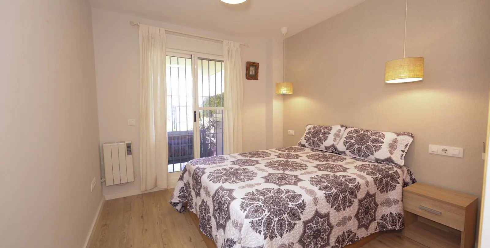 Venta de apartamento en planta baja en Carvajal 22