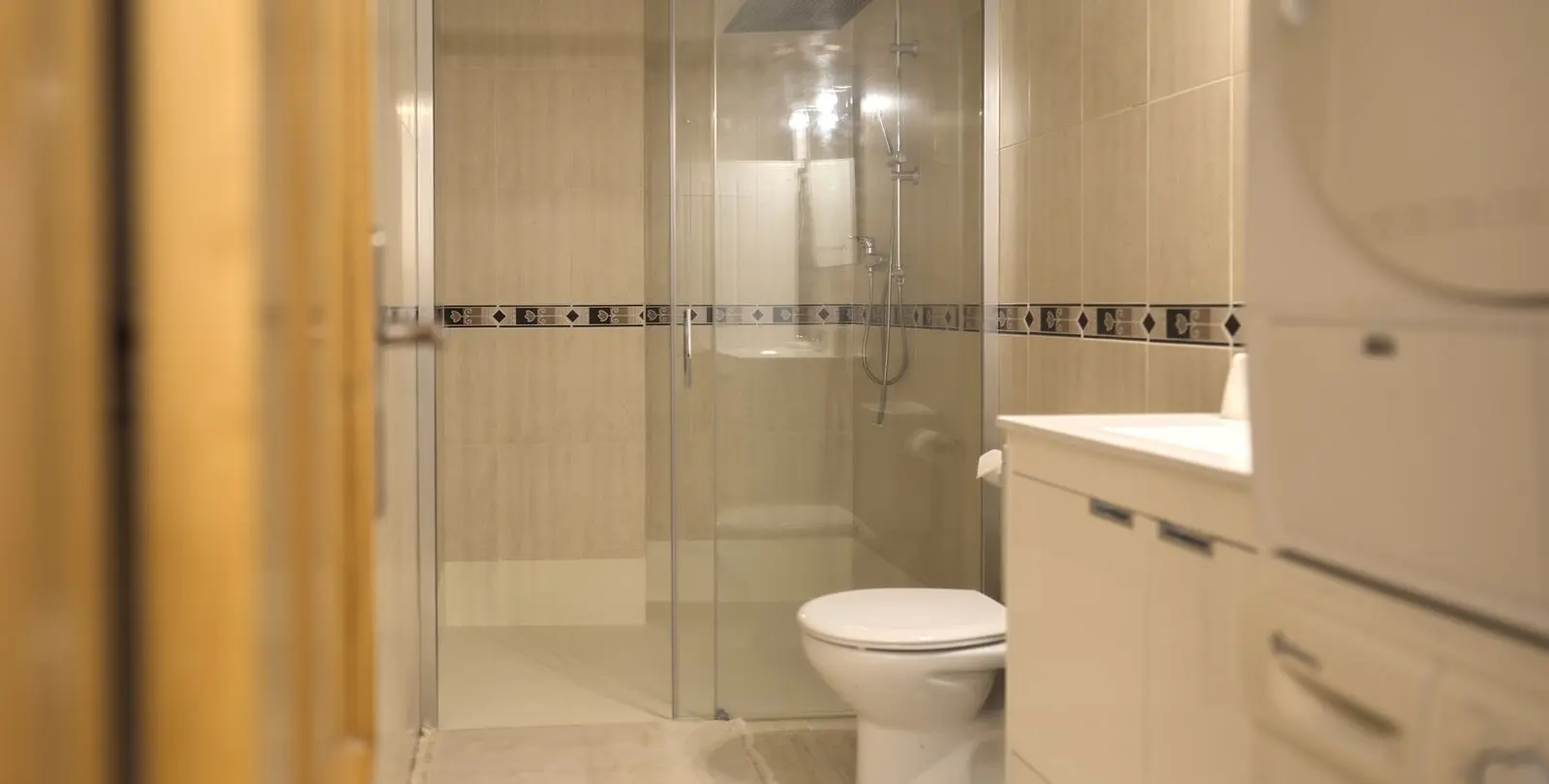 Venta de apartamento en planta baja en Carvajal 29