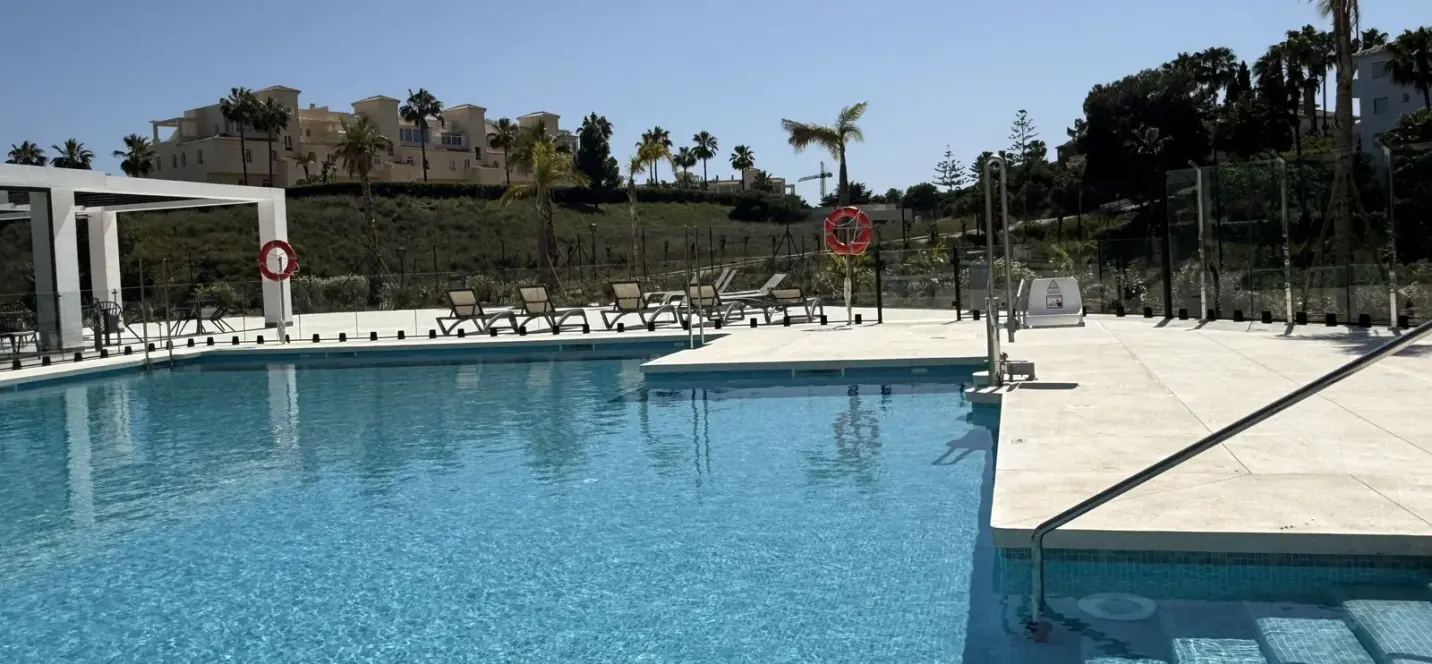 Venta de apartamento en planta baja en El Chaparral 1