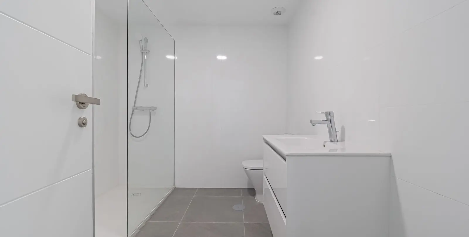 Sale of ground floor apartment in El Chaparral 25
