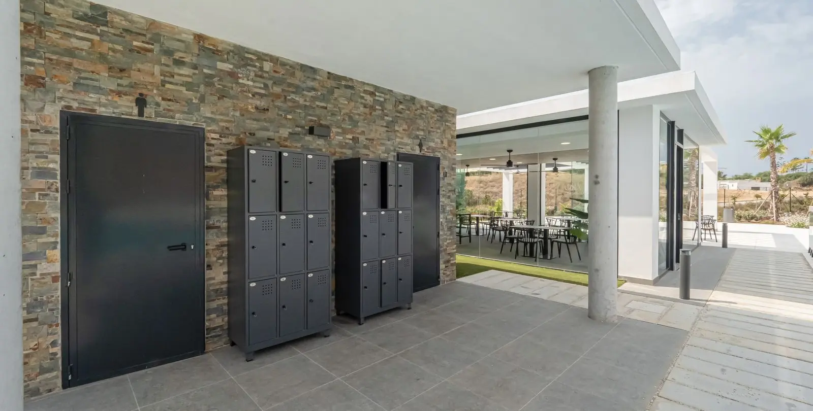 Sale of ground floor apartment in El Chaparral 31