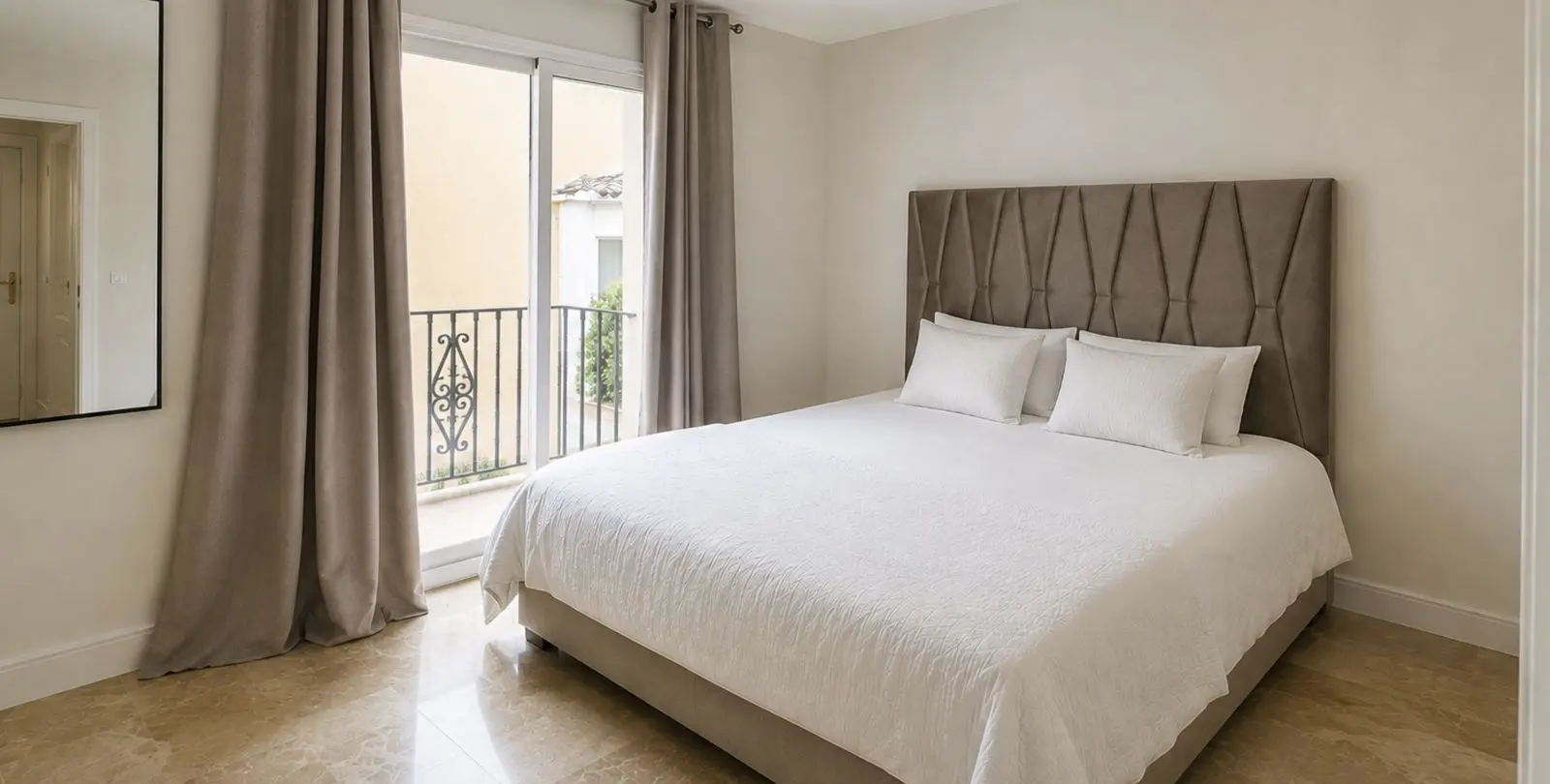 Venta de adosado en Puerto Banús 7
