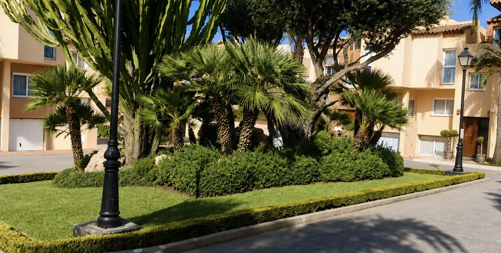 Venta de adosado en Puerto Banús 19