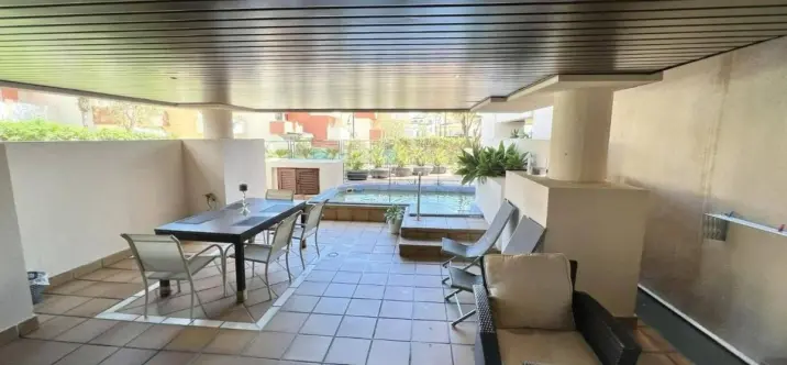 Sale of ground floor apartment in New Golden Mile 4