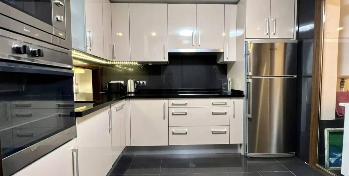 Sale of ground floor apartment in New Golden Mile 7