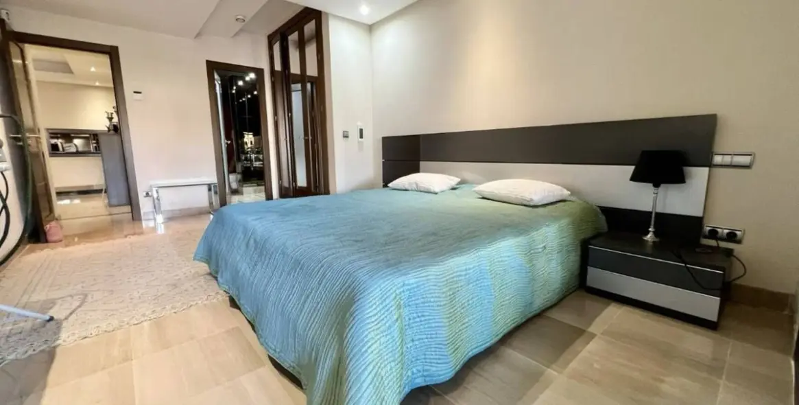 Sale of ground floor apartment in New Golden Mile 9