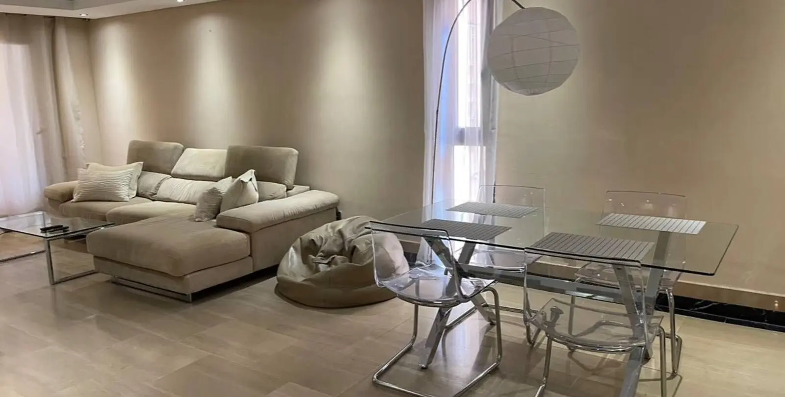 Venta de apartamento en planta baja en New Golden Mile 2