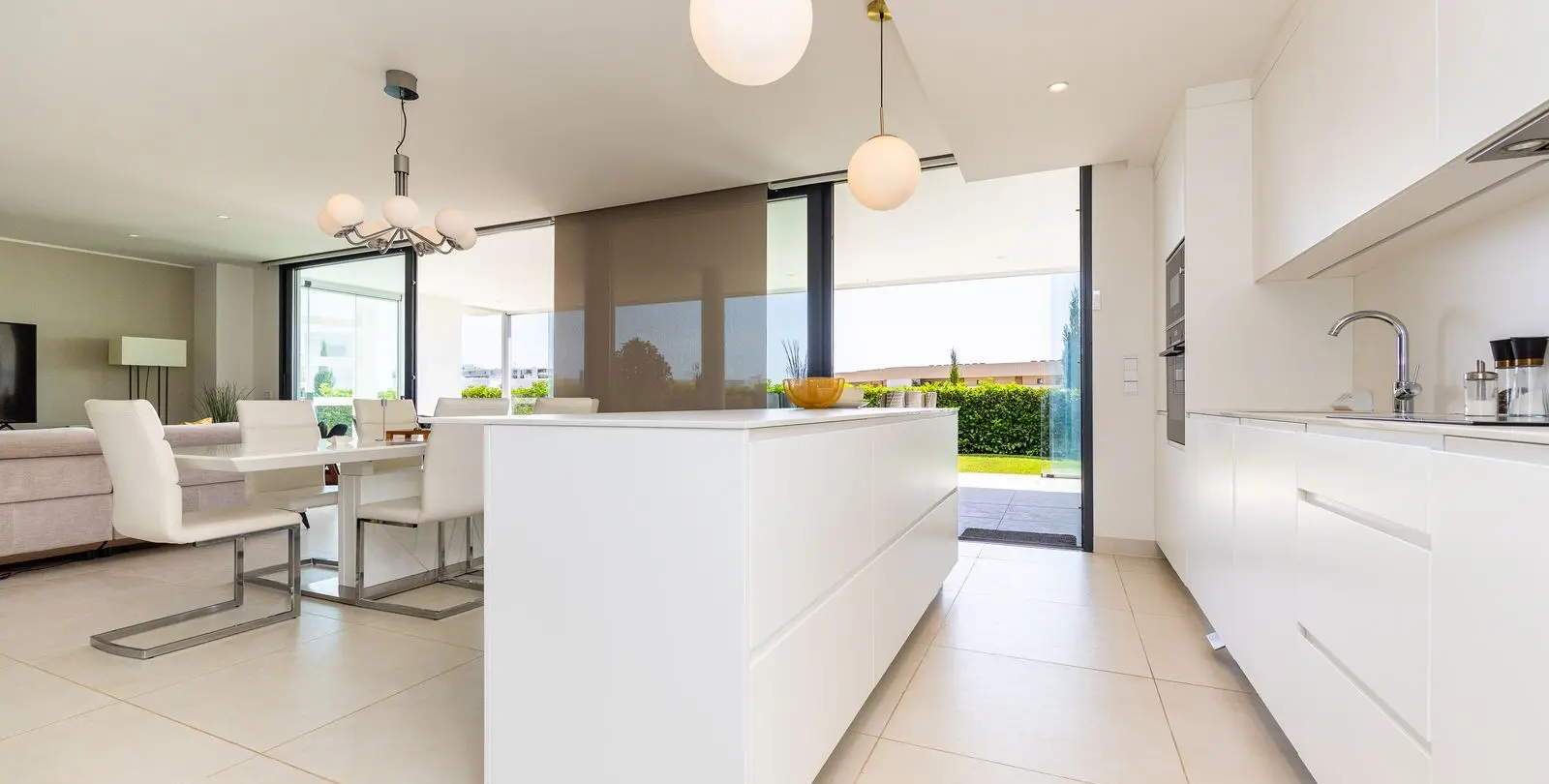 Sale of ground floor apartment in Fuengirola 16