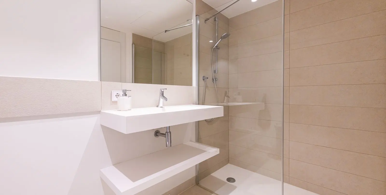 Sale of ground floor apartment in Fuengirola 27