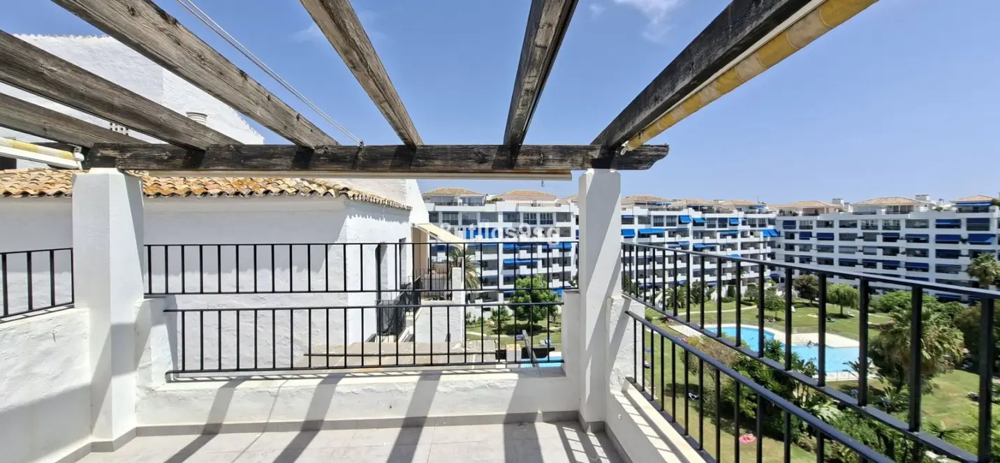 Venta de ático en Puerto Banús 1