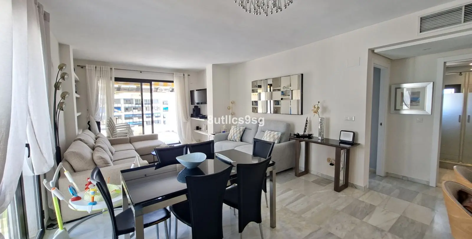 Sale of penthouse in Puerto Banús 4