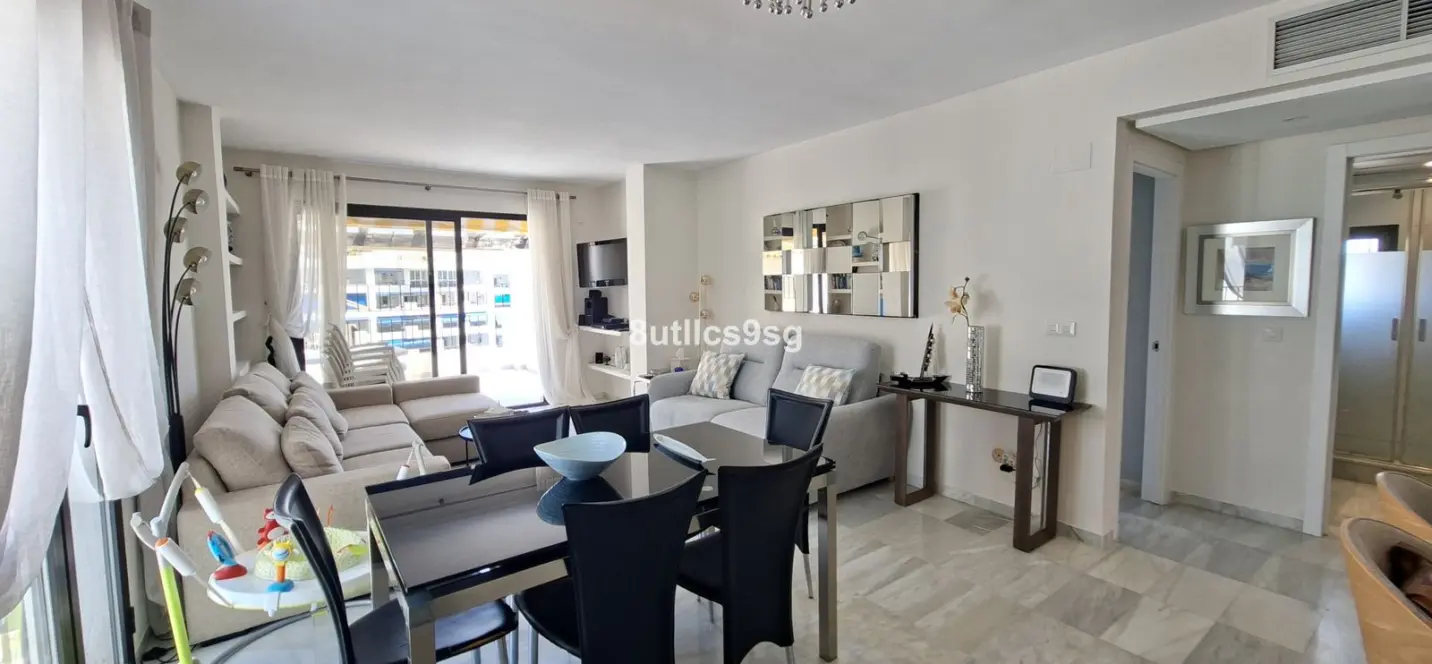 Venta de ático en Puerto Banús 3
