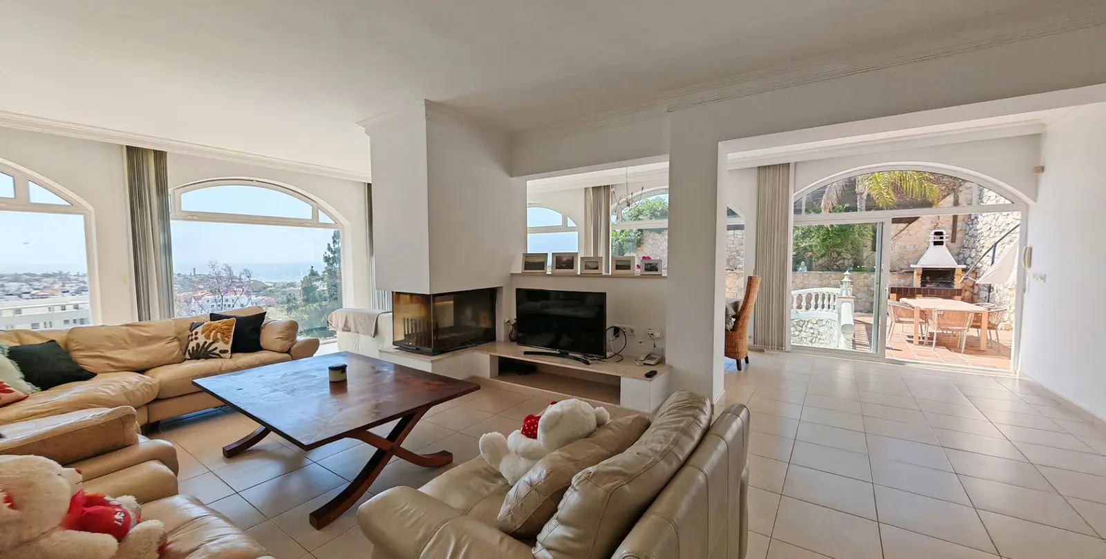 Venta de villa independiente en El Chaparral 4