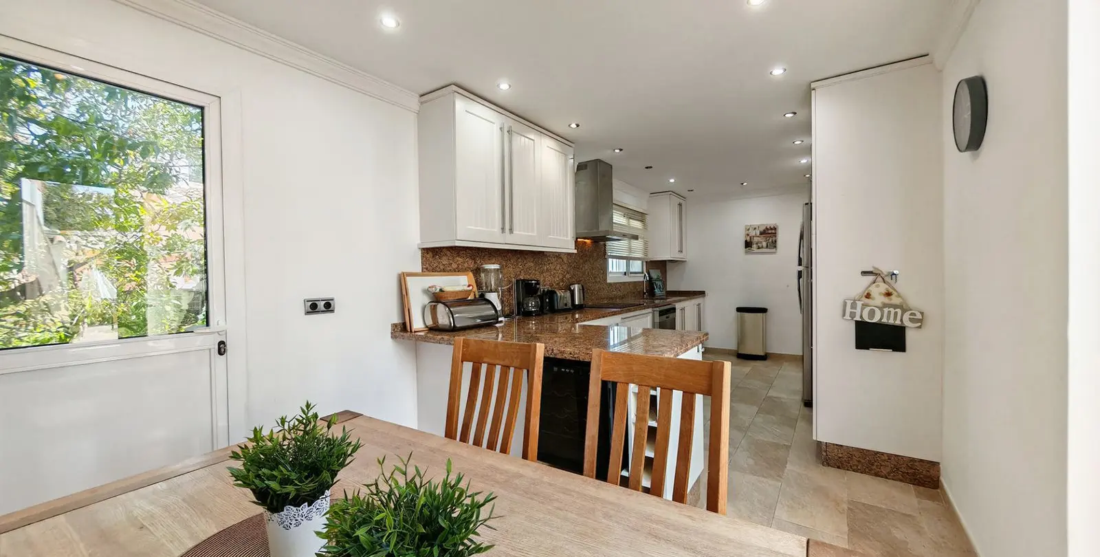 Venta de villa independiente en El Chaparral 8