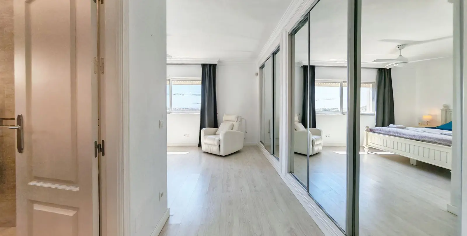 Venta de villa independiente en El Chaparral 10
