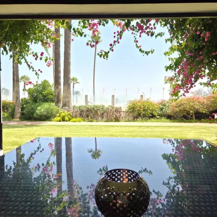 Venta de apartamento en planta baja en Puerto Banús