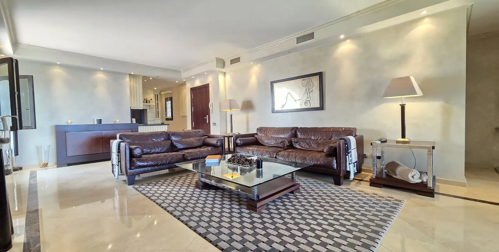 Venta de apartamento en planta baja en Puerto Banús 7
