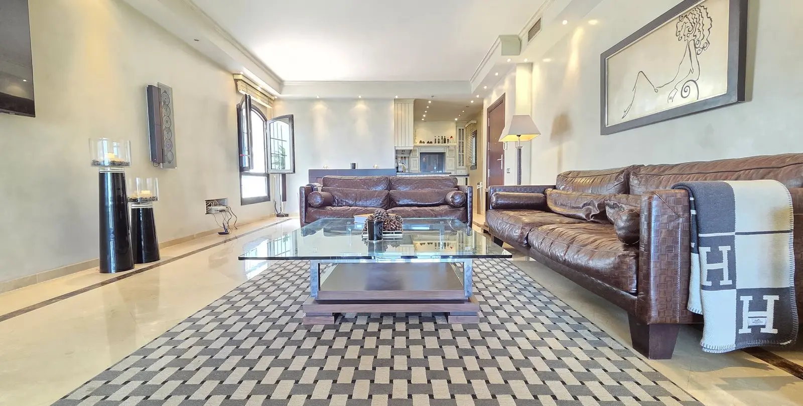 Venta de apartamento en planta baja en Puerto Banús 9