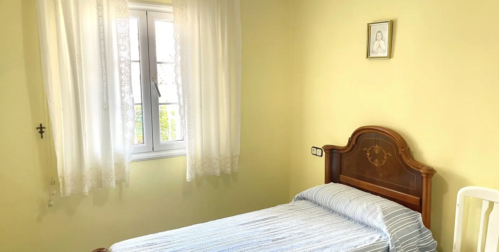 Venta de villa independiente en Las Lagunas 13