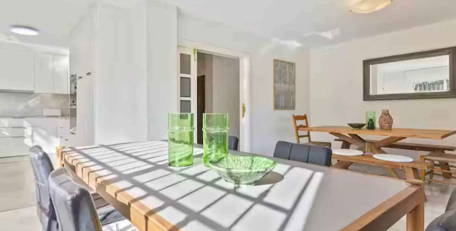 Sale of detached villa in Elviria 4
