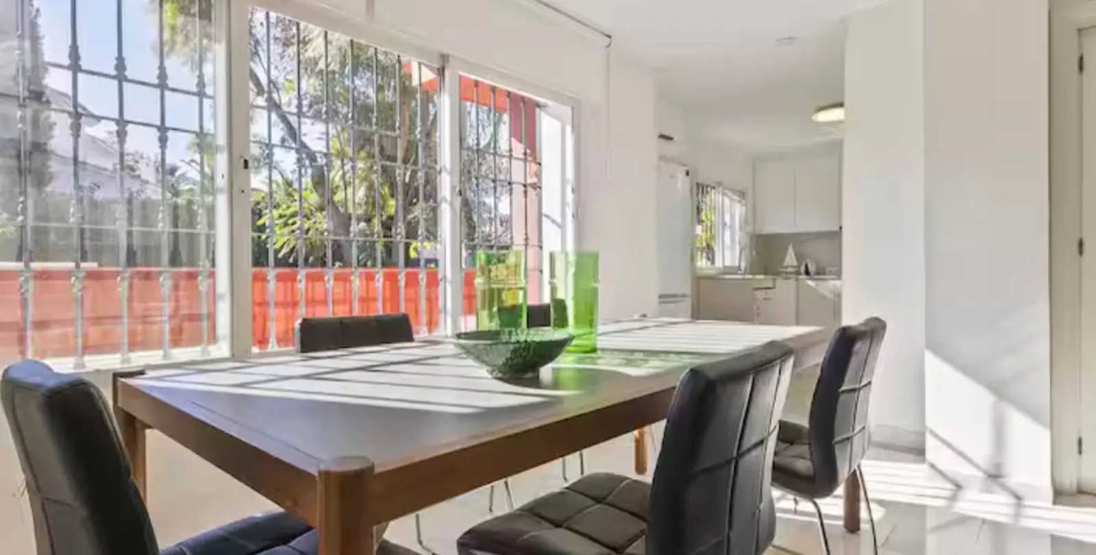 Sale of detached villa in Elviria 7