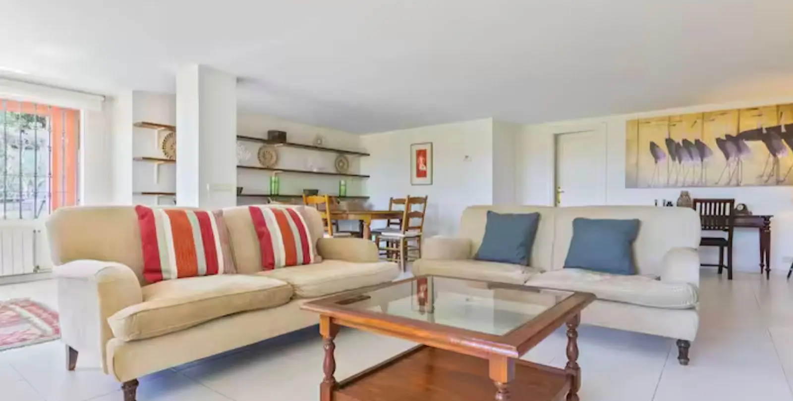 Sale of detached villa in Elviria 17