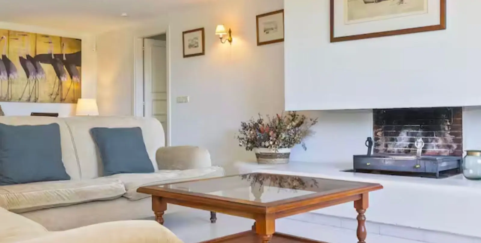 Sale of detached villa in Elviria 18