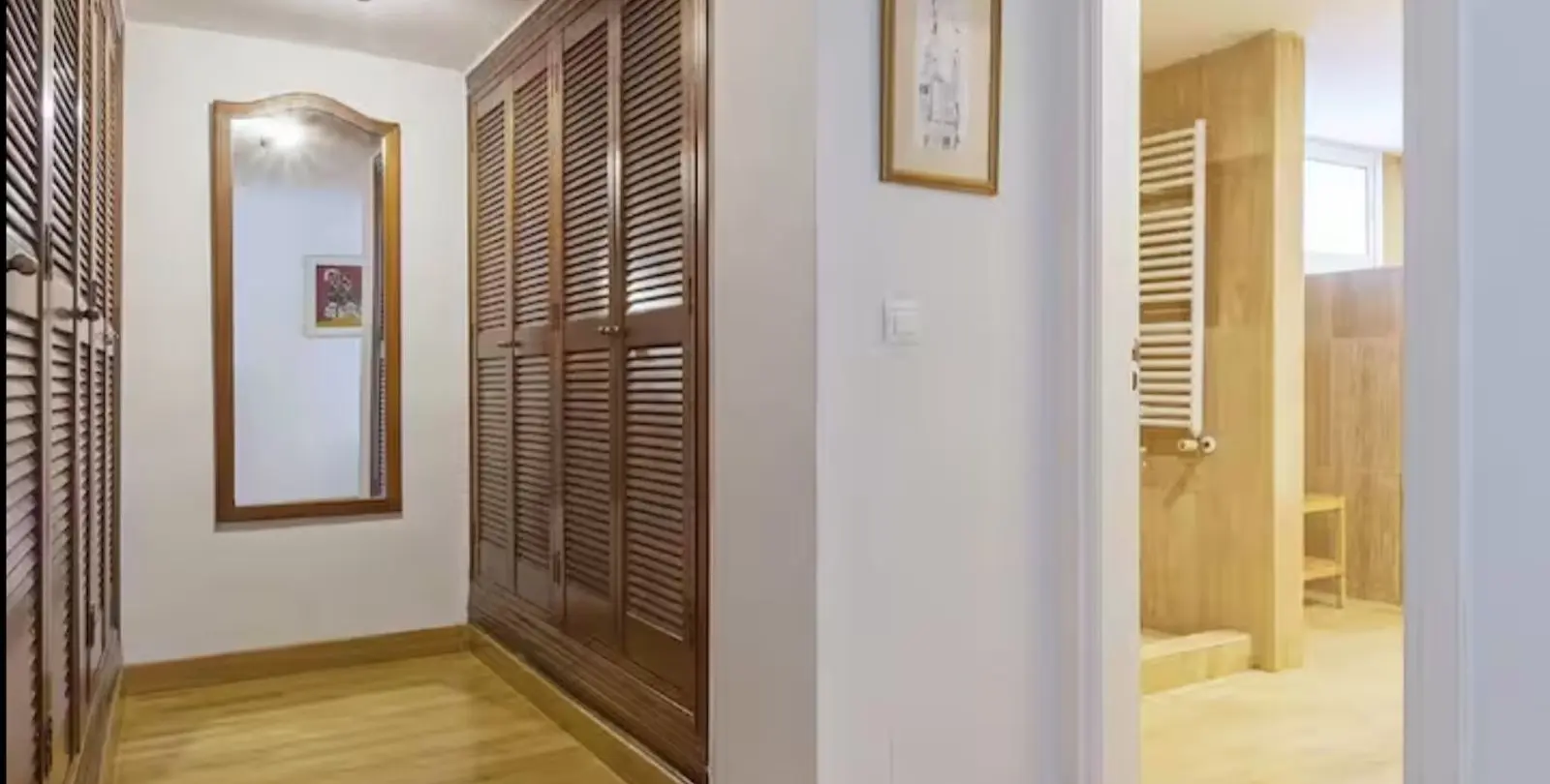 Sale of detached villa in Elviria 21