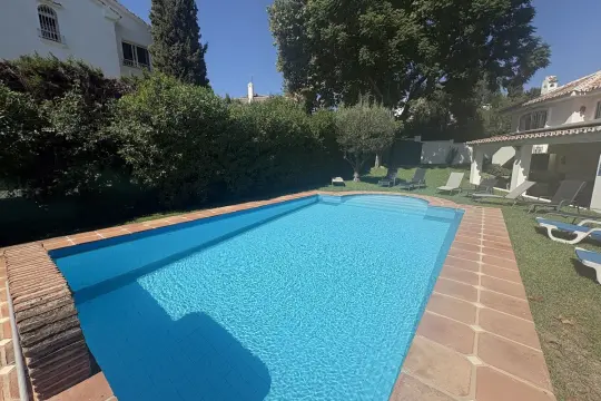 Image 32 thumb