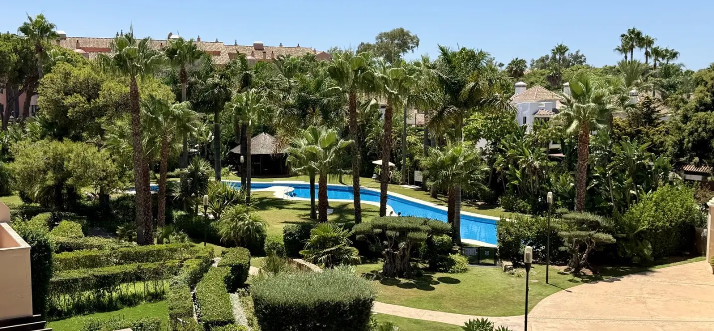 Sale of penthouse in Puerto Banús 0