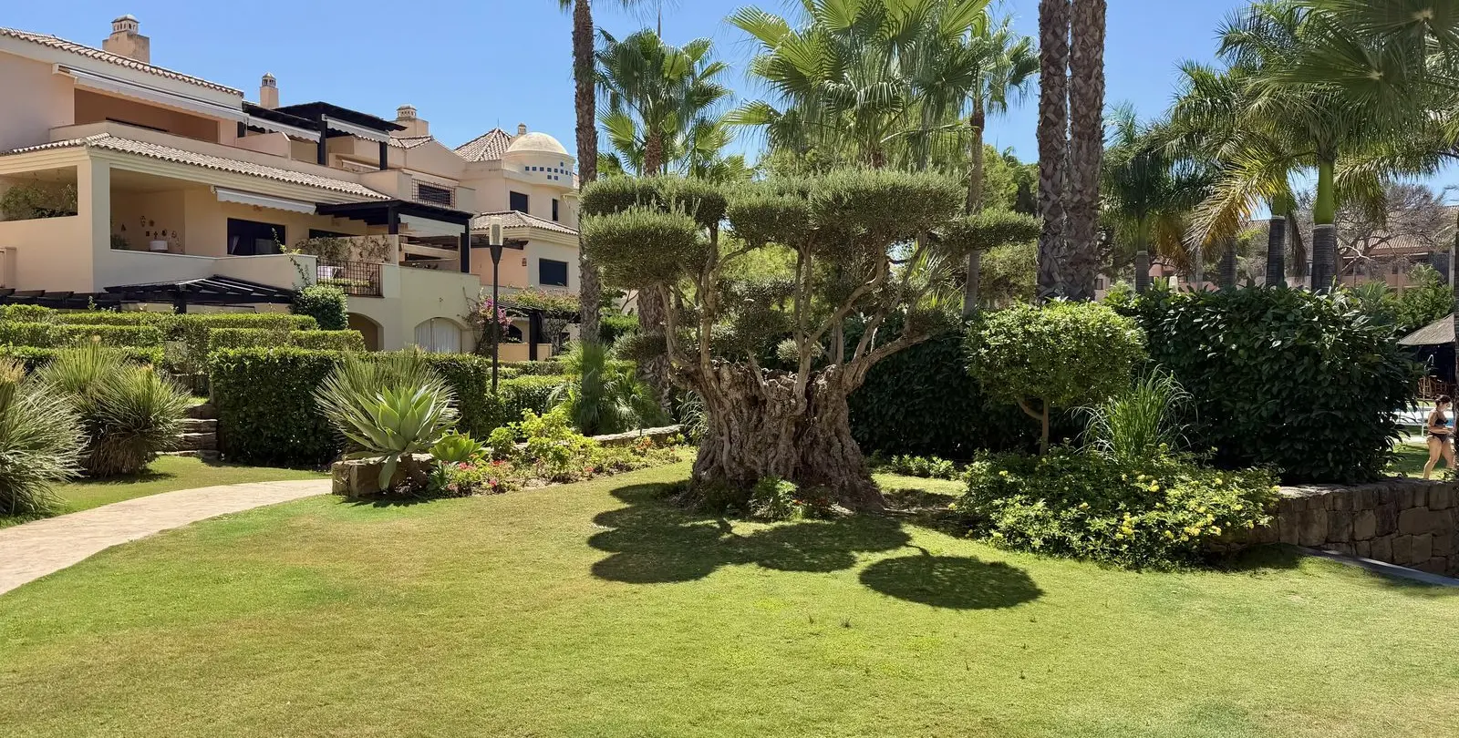 Sale of penthouse in Puerto Banús 3