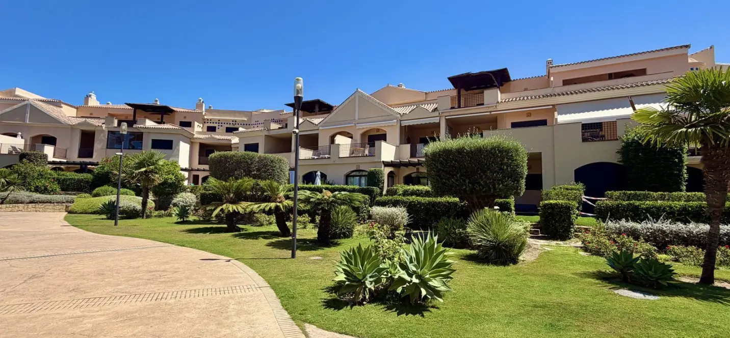 Sale of penthouse in Puerto Banús 3