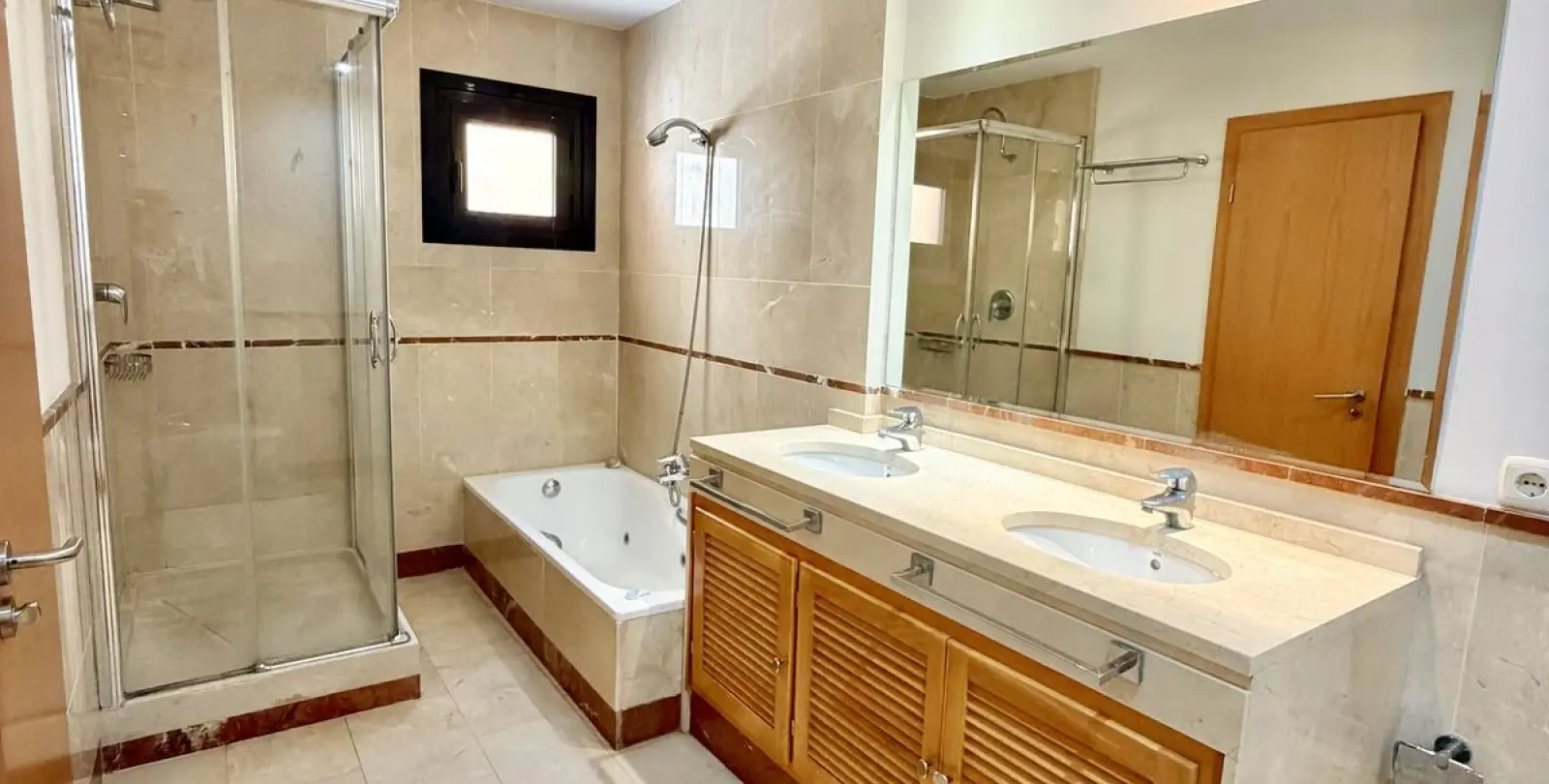 Sale of penthouse in Puerto Banús 20