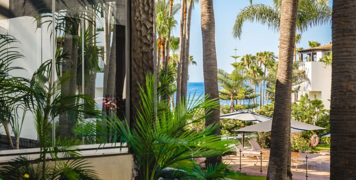 Venta de apartamento en planta baja en The Golden Mile 19