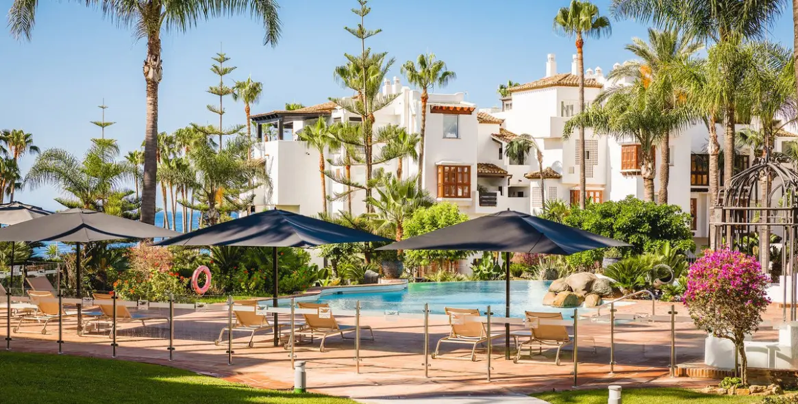 Venta de apartamento en planta baja en The Golden Mile 21